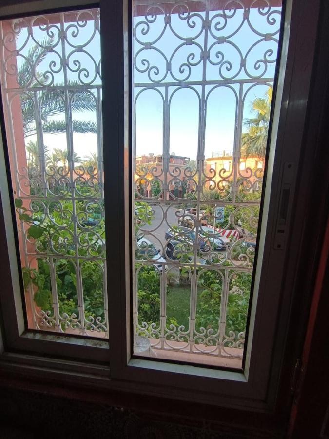 Riad A Marrakech Dans La Residence Touristique Al Qaria Assiyahia Marrakesh Extérieur photo